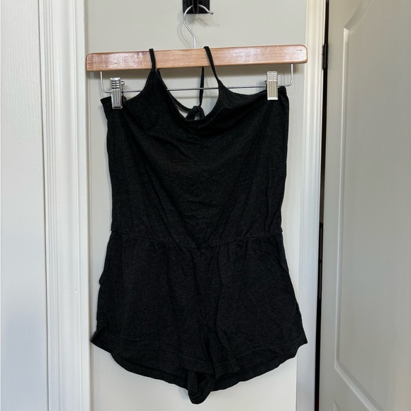 TNA One piece - Picture 1 of 6